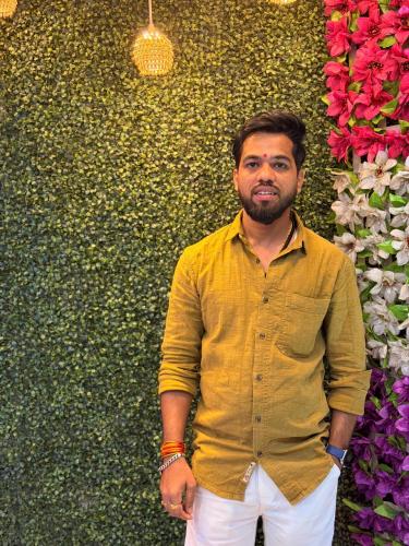 MANOJ VASANT SHINDE