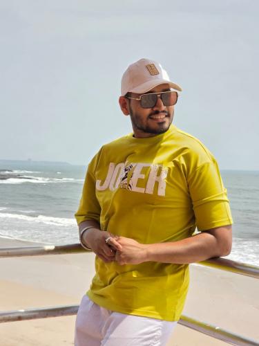 saumitra Suresh Yadav