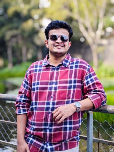 ABHISHEK GANESH GADADE